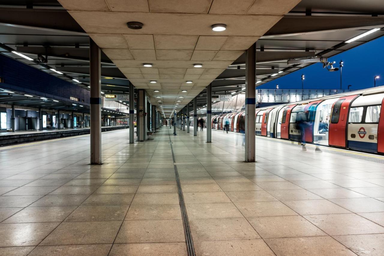 Lovely 2-Bed, Sleeps 6, Near Stratford Station & Abba Voyage, Londres Exterior foto